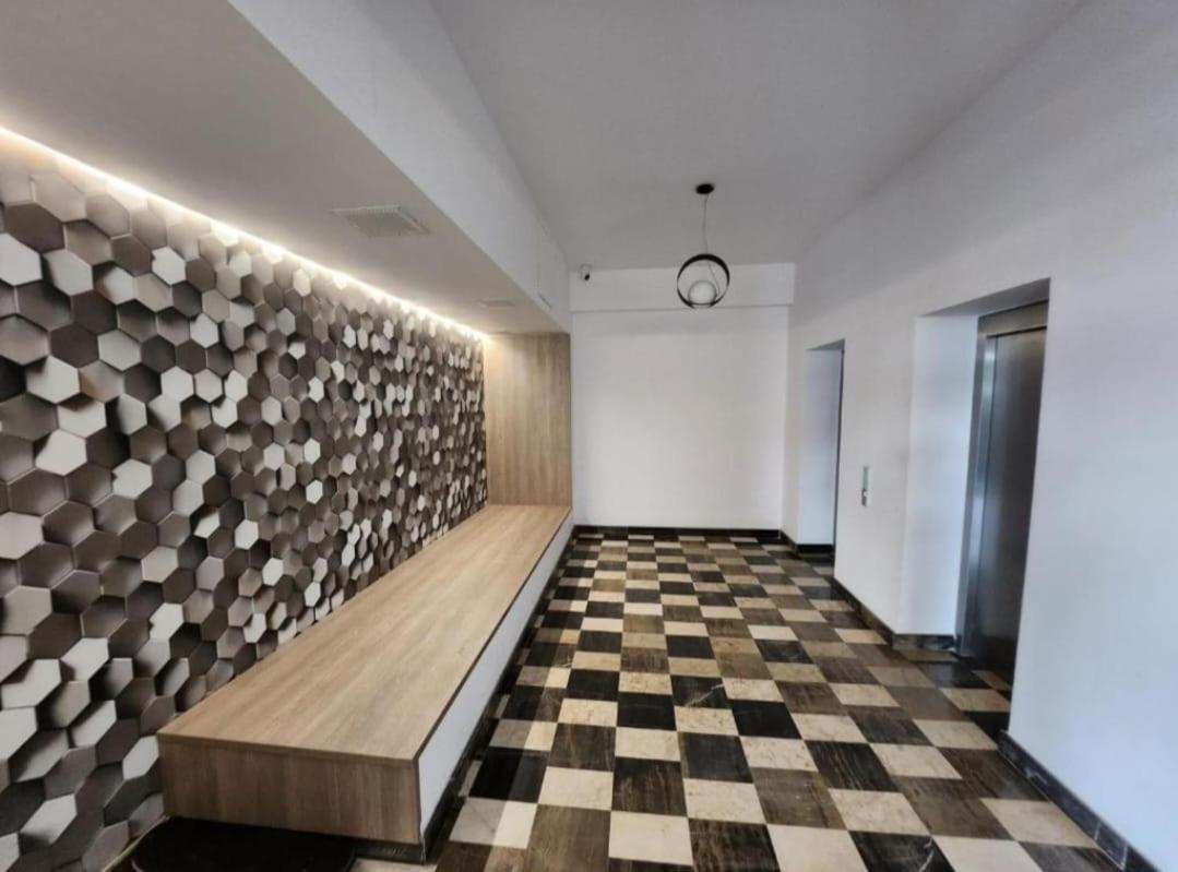 Iulius Maison Jolie Iasi Exterior foto